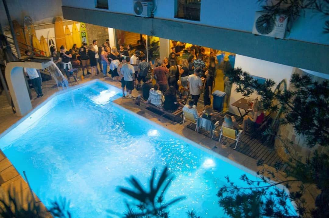 Curvao Surf House Hostel กัวรูจา ภายนอก รูปภาพ